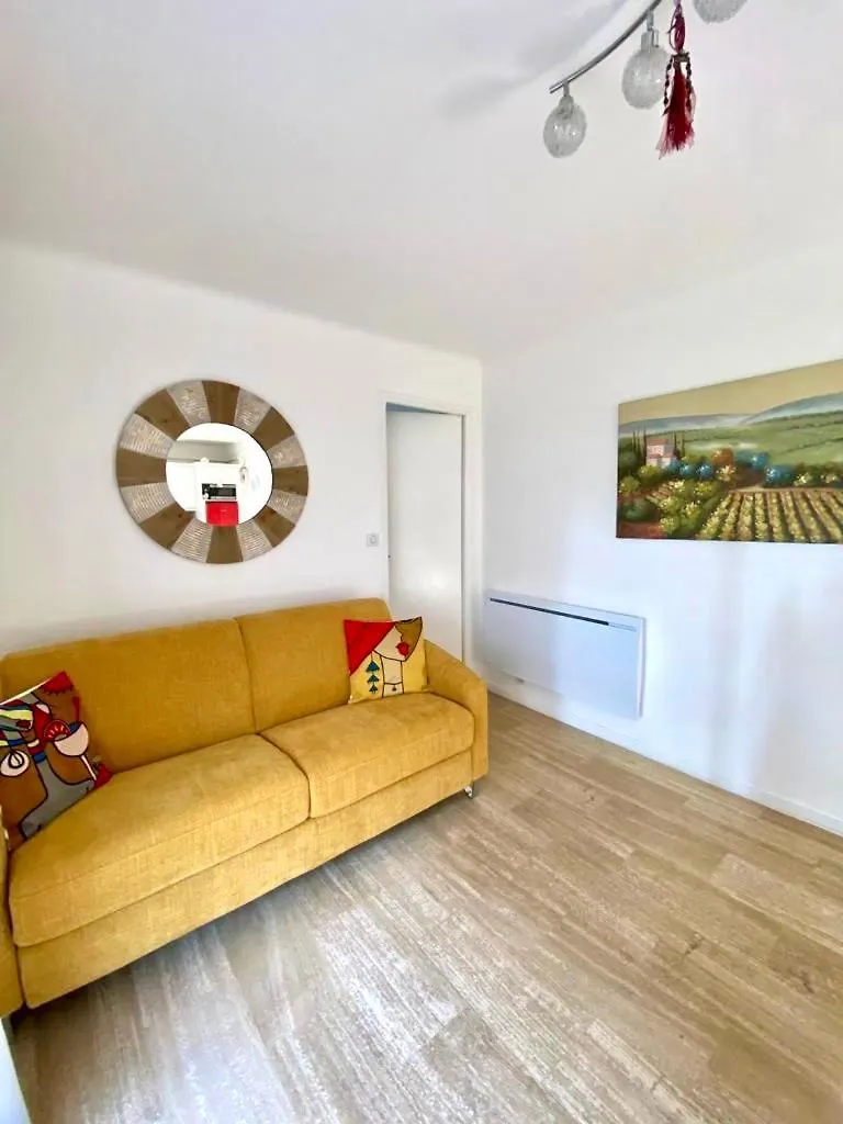 Super Positive 1 Apartment Cannes